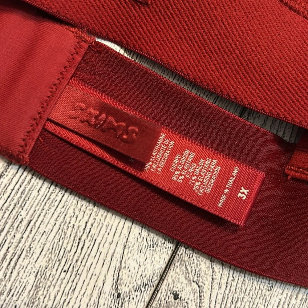 SKIMS Red Triangle Bralette size 3X - Picture 3 of 3
